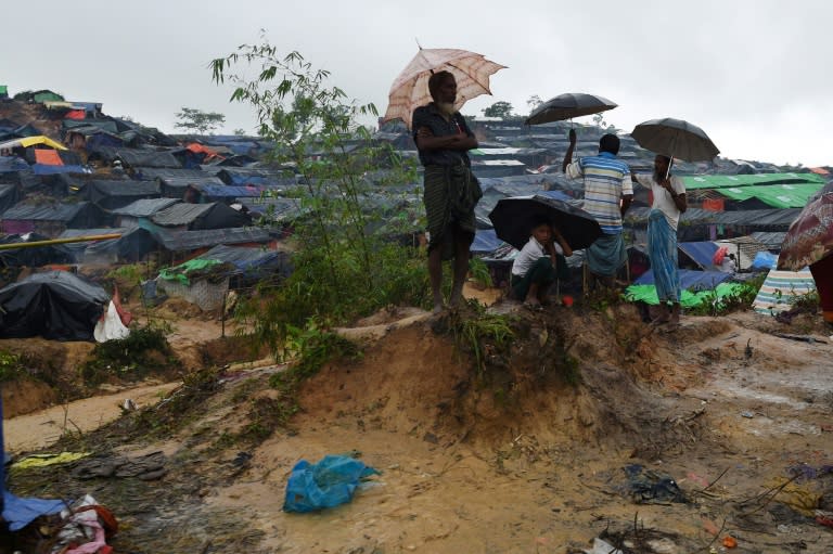 The government is building a massive new camp to shelter 400,000 people, but the UN says it will take time before it is equipped with tents, toilets and medical facilities