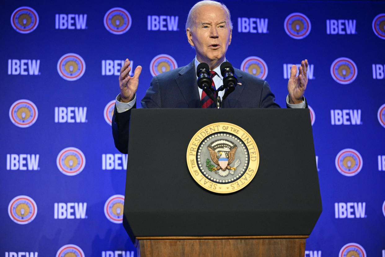 Joe Biden (ici présent en avril 2024) a affirmé il y a quelques jours que le corps de son oncle mort durant la guerre aurait été mangé par des cannibales en Papouasie. 