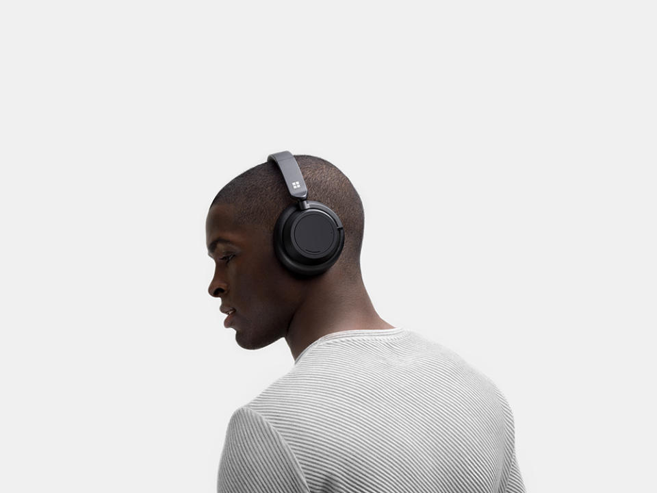 The Surface Headphones 2 feature noise-cancelling technology, and 20 hours of battery life. (Image: Microsoft)