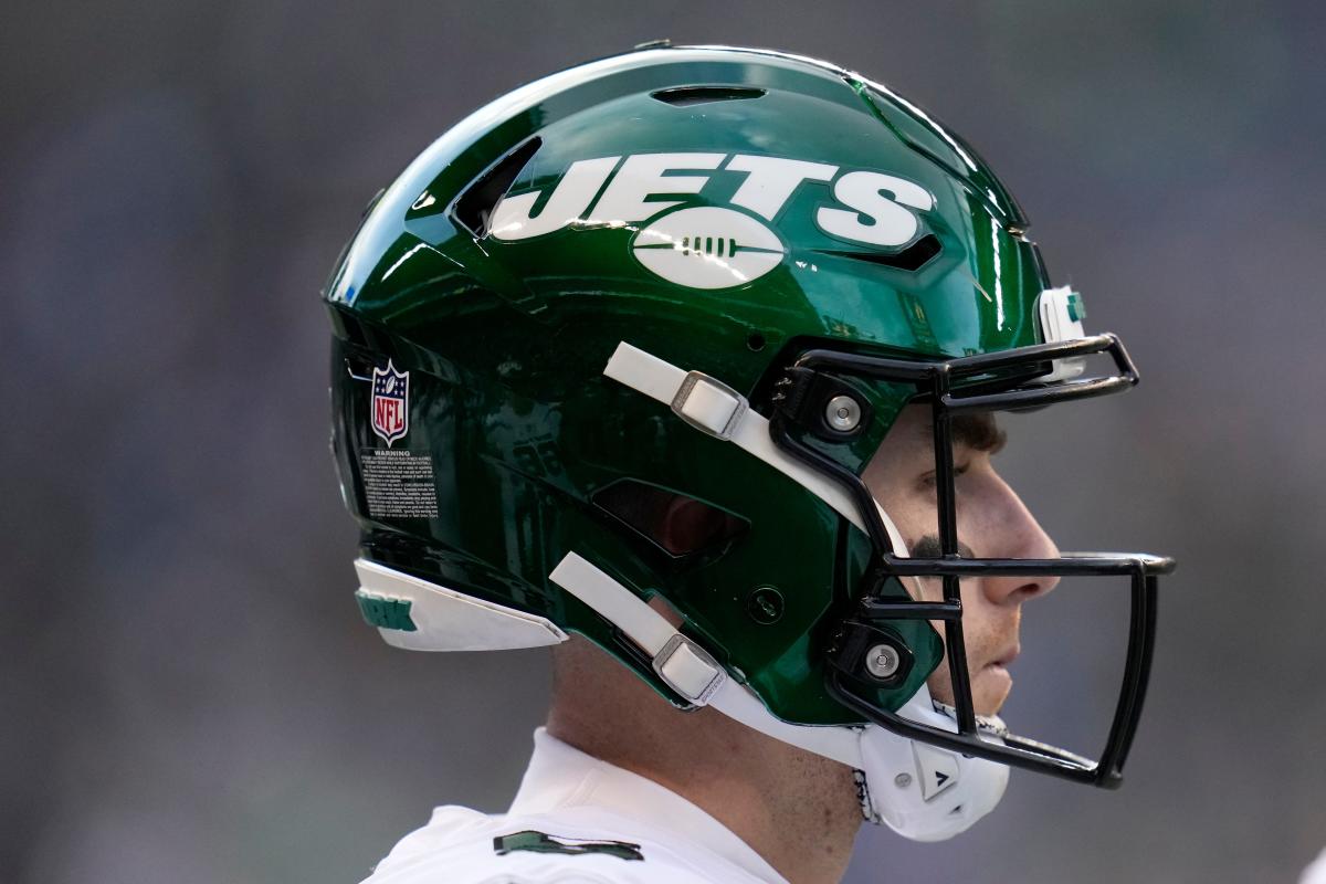 Jets vs. Bills Prediction, Odds, Against Spread and Over/Under for NFL Week  18