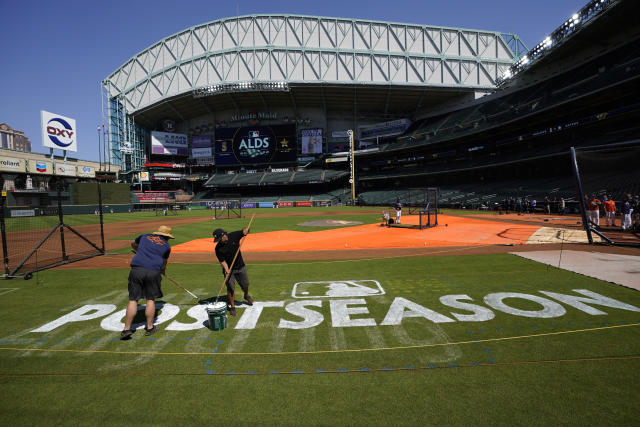 Astros recommending closed roof in Houston