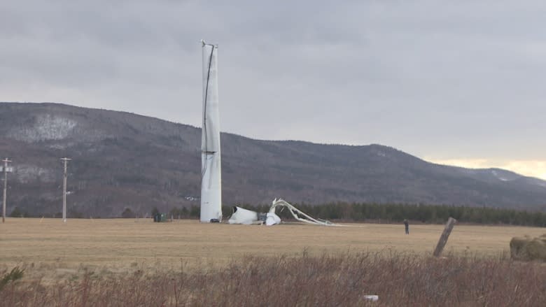 People near snapped wind turbine say winds were high but not unprecedented