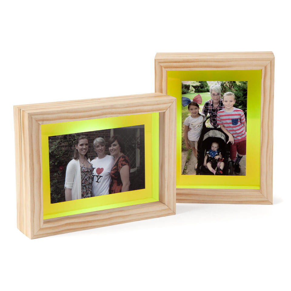 <p><a href="https://go.redirectingat.com?id=74968X1596630&url=https%3A%2F%2Fwww.uncommongoods.com%2Fproduct%2Flong-distance-friendship-frame&sref=https%3A%2F%2Fwww.housebeautiful.com%2Fshopping%2Fg60683387%2Funique-fathers-day-gifts%2F" rel="nofollow noopener" target="_blank" data-ylk="slk:Shop Now;elm:context_link;itc:0;sec:content-canvas" class="link ">Shop Now</a></p><p>Long Distance Friendship Frame</p><p>uncommongoods.com</p><p>$106.25</p>