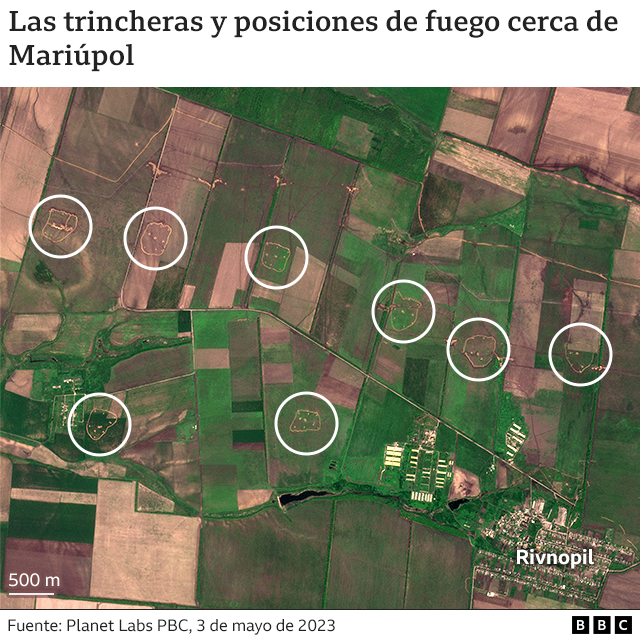 Foto aérea de las trincheras circulares que posiblemente se usarán para proteger a la artillería.