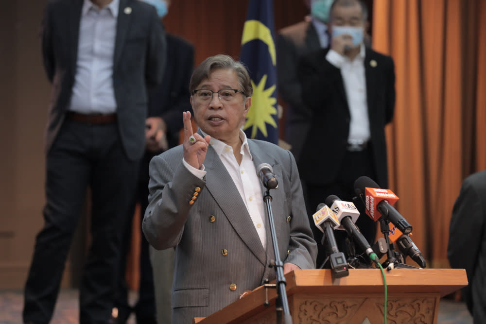 Sarawak Chief Minister Datuk Patinggi Abang Johari Openg said Sarawak will be ready to produce hydrogen fuel for export by 2023. — Picture courtesy of Sarawak Public Communications Unit (Ukas)