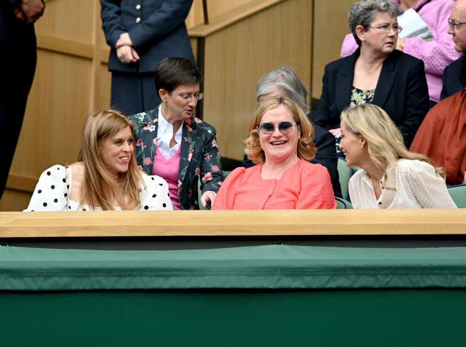 LONDON, ENGLAND - JULY 08: Princess Beatrice, Mrs Edoardo Mapelli Mozzi, Annabelle Galletley and Sophie, Countess of Wessex attend Wimbledon Championships Tennis Tournament at All England Lawn Tennis and Croquet Club on July 08, 2021 in London, England. (Photo by Karwai Tang/WireImage)