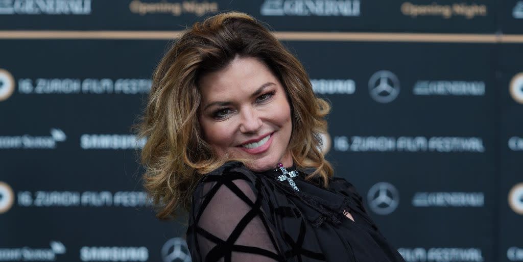 shania twain goes topless on new single cover