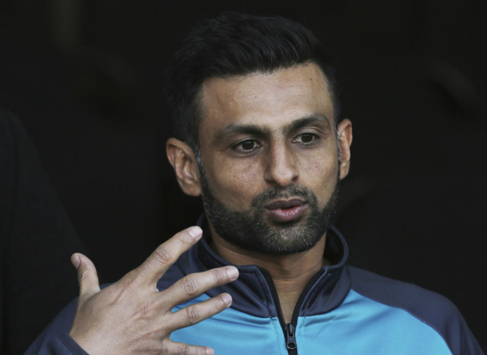 Pakistan allrounder Shoaib Malik gestures during a press conference in Lahore, Pakistan, Wednesday Jan. 22, 2020. Malik said he wants to focus on the home Twenty20 series against Bangladesh, starting from Friday instead of focussing on T20 World Cup later this year. (AP Photo/K.M. Chaudary)