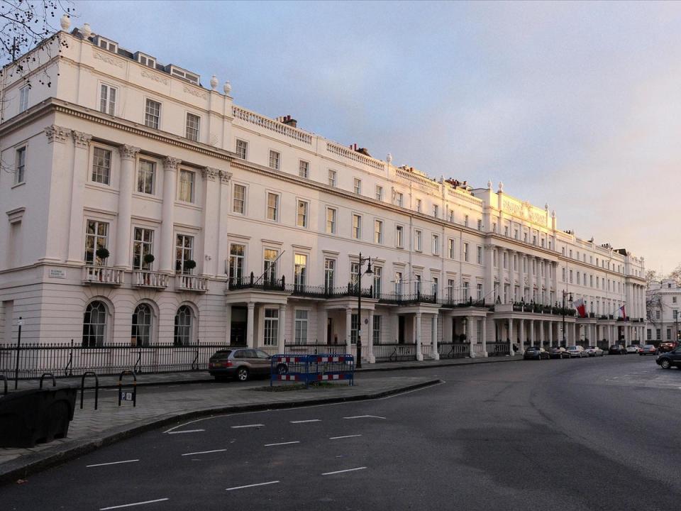 Belgrave Square (Alamy Stock Photo)