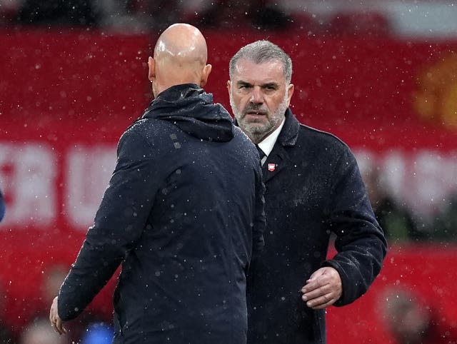 Ange Postecoglou shakes hands with Erik ten Hag 