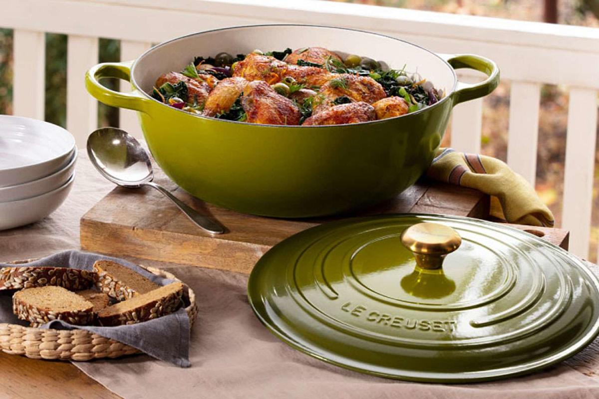 Le Creuset Cast Iron 7.5-qt Classic Chef's Oven with Glass Lid