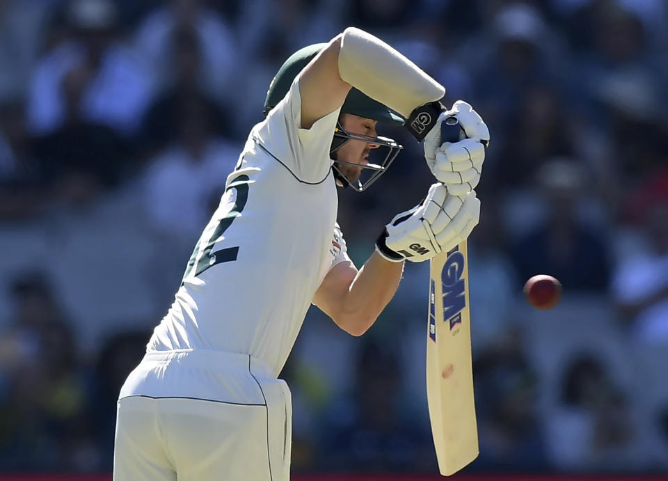 Australia's Travis Head bats against New Zealand during play in their cricket test match in Melbourne, Australia, Thursday, Dec. 26, 2019. (AP Photo/Andy Brownbill)