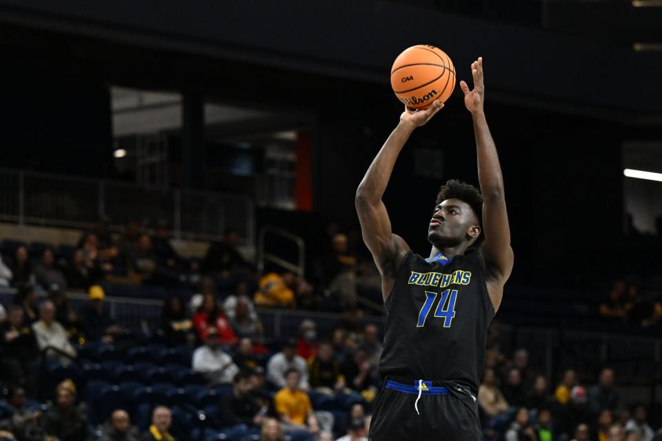 Ebby Asamoah takes a shot for Delaware in its loss to Towson Sunday night in the CAA Tournament.