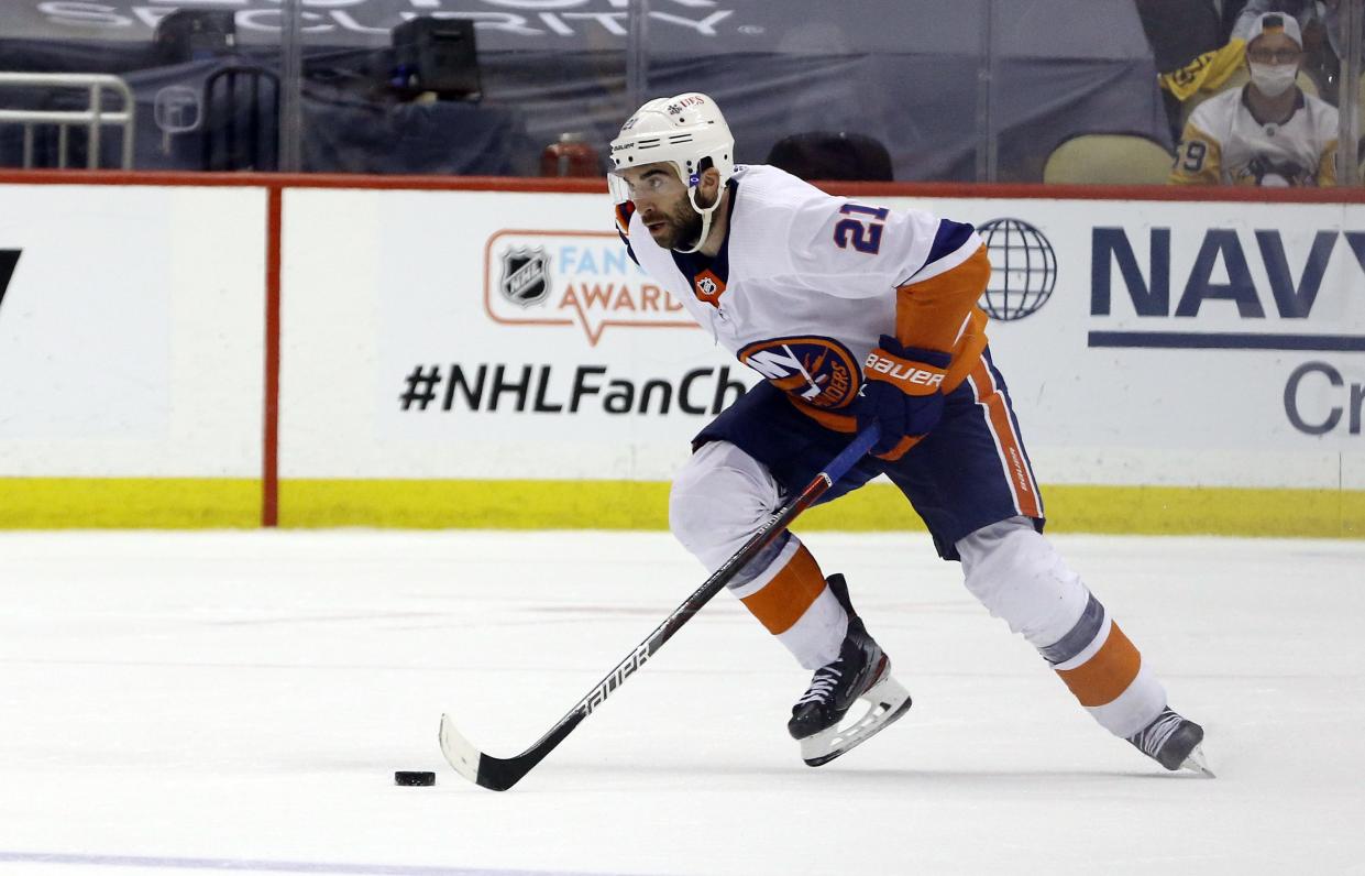 Kyle Palmieri, a Long Island native, is returning to the Islanders on a four-year, $20 million contract.