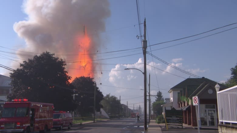 Fire destroys Catholic church in St-Isidore, Ont.