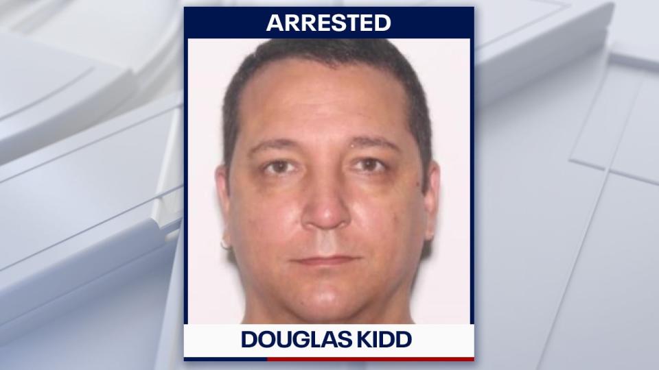 <div>Pictured: Douglas Kidd. Image is courtesy of the Davenport Police Department.</div>