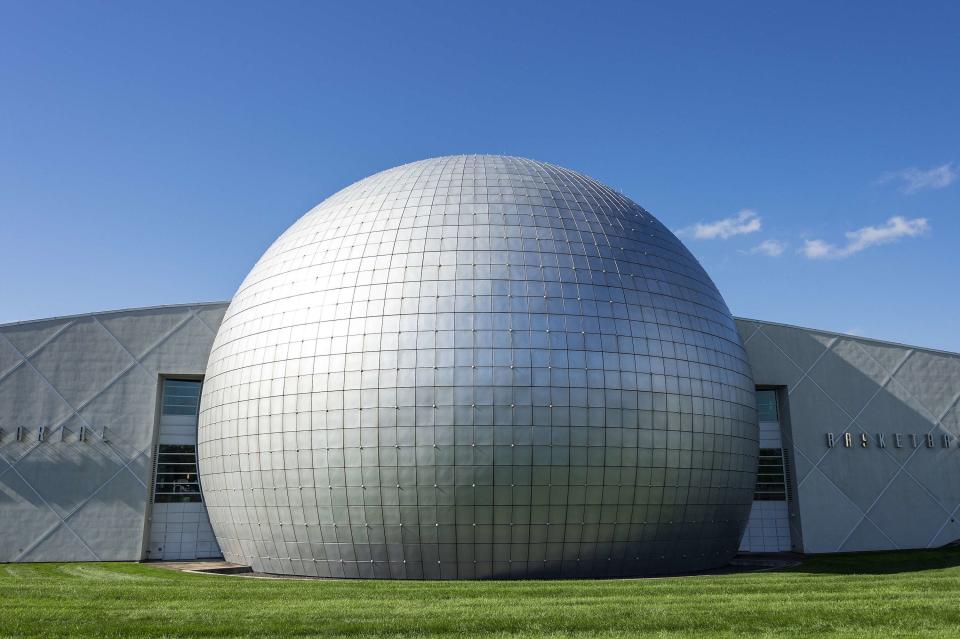 Naismith Memorial Basketball Hall of Fame (Springfield, Massachusetts)