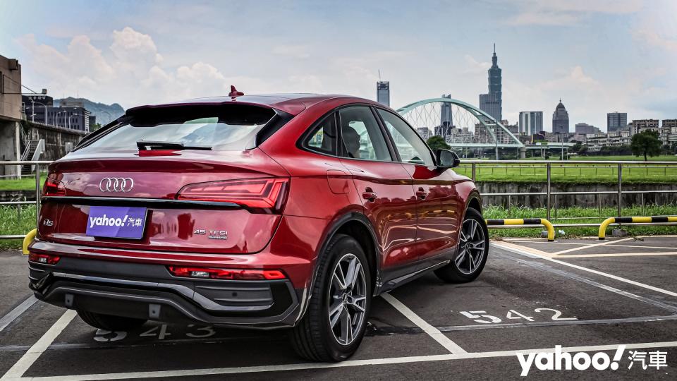 2021 Audi Q5 Sportback 45 TFSI advanced 都會試駕！不受拘束的美背跑旅！