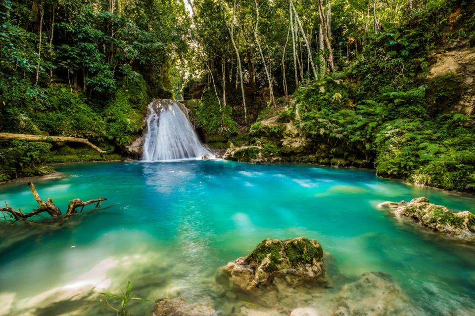 Blue Hole mineral springs in Jamaica (Getty Images/iStockphoto)