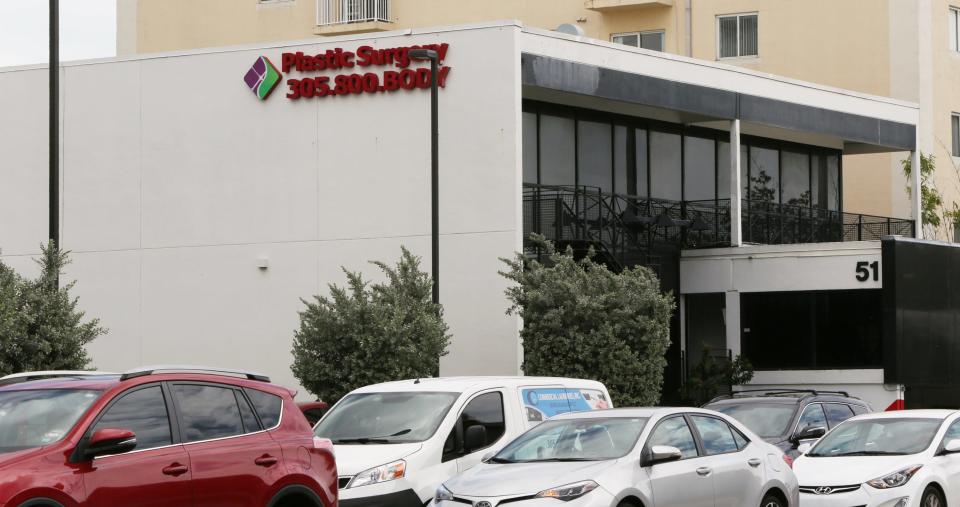 Spectrum Aesthetics in Miami kept a doctor on staff who already was under investigation by the state health department for critically injuring two patients at the clinic.