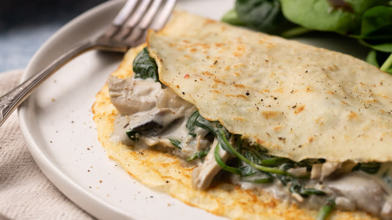 spinach mushroom turkey crepes