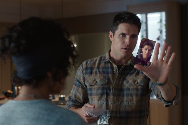 <p>Courtesy of Prime Video</p> Robbie Amell in season 3 of <i>Upload</i>