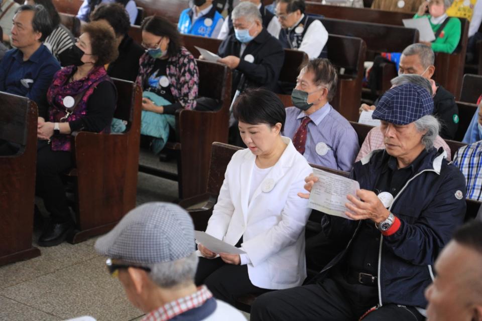 《圖說》市長盧秀燕六度出席台中公義行動教會二二八追思。