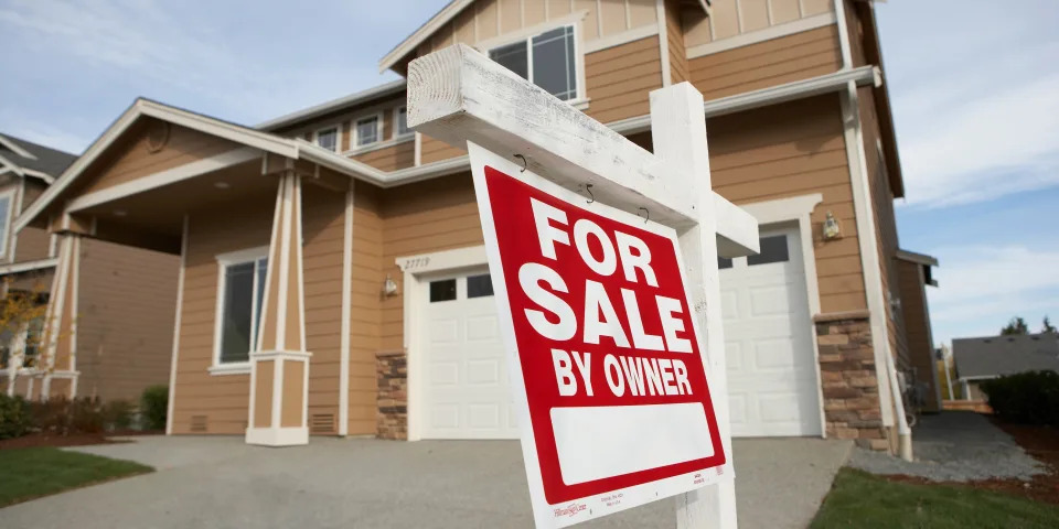 A for-sale sign home in Washington state