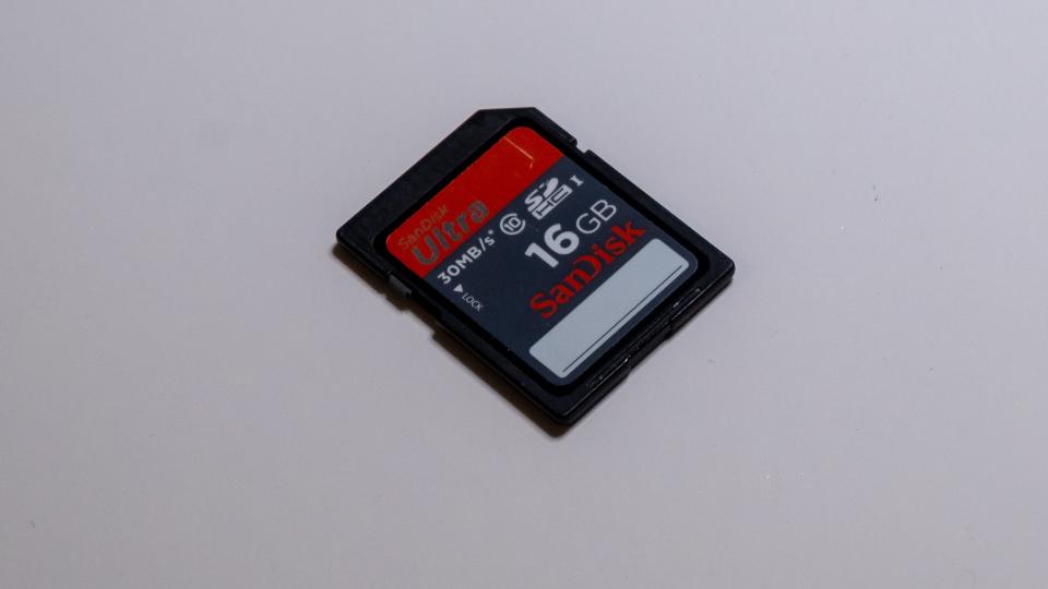 What is an SD card 1