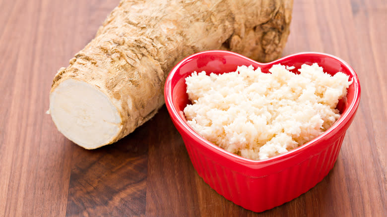 Grated horseradish