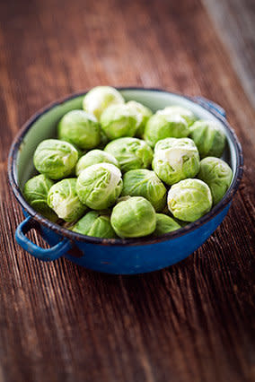 Our cells are naturally equipped with tumor-suppressing genes, and the sulfur compounds found in Brussels sprouts may help those genes by blocking enzymes that promote tumor growth. A 2012 study also found that these sulfur compounds could play a key role in treating rheumatoid arthritis by reducing inflammation and activating cartilage-protecting proteins. 