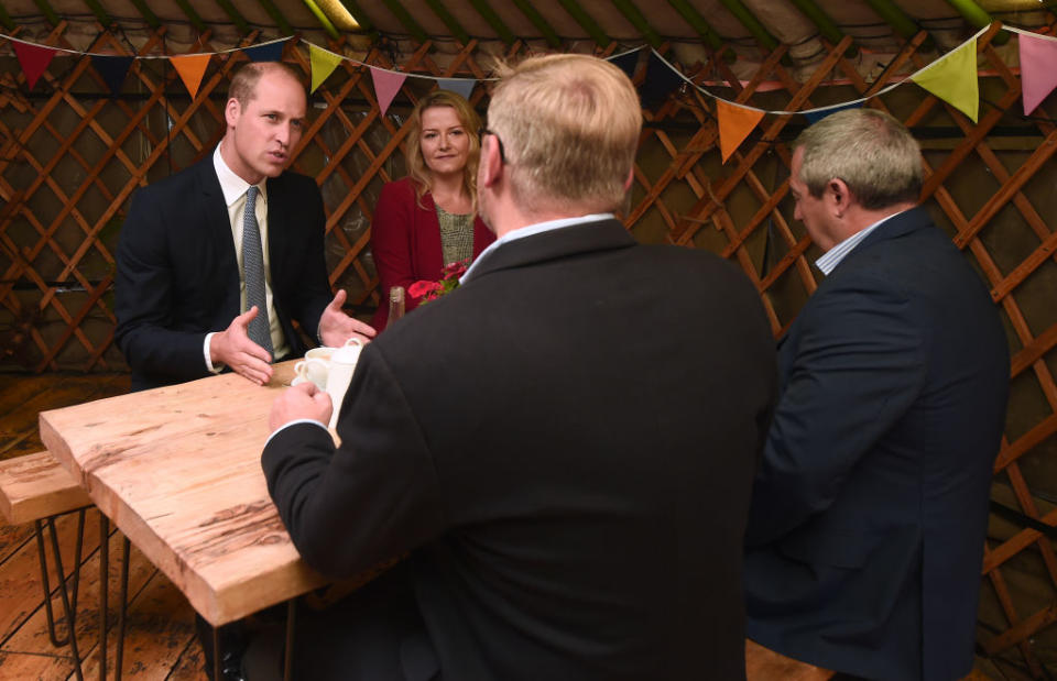 <p>BRISTOL, ENGLAND – SEPTEMBER 11: Prince William, Duke Of Cambridge (L) at the launch of ‘Mental Health At Work’ at The Engine Shed on September 11, 2018 in Bristol, England. ‘Mental Health At Work’ is a new initiative from Heads Together and the mental health charity Mind. (Photo by Eamonn M. McCormack – WPA Rota/Getty Images) </p>