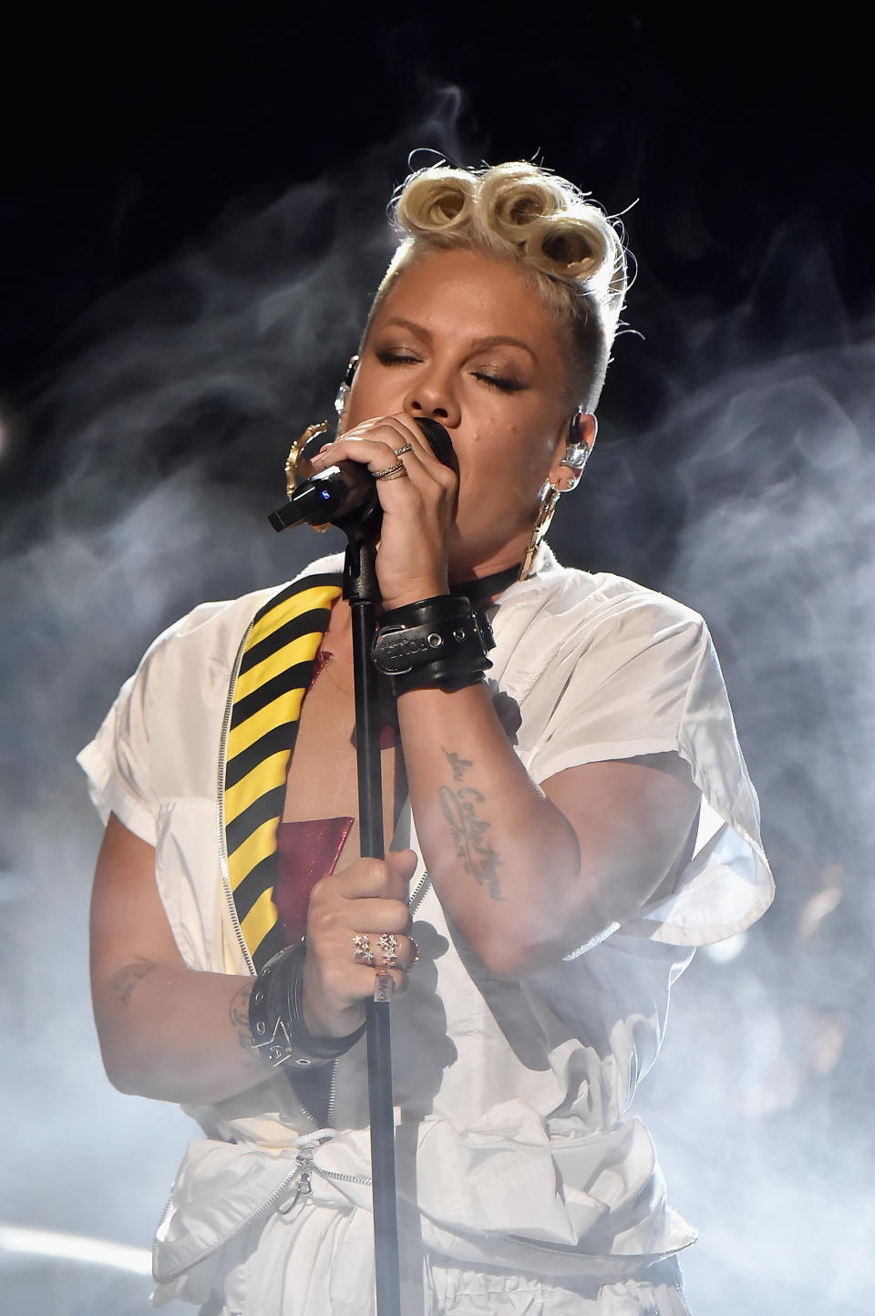 Pink performs during the 2017 MTV Video Music Awards at The Forum on Aug. 27, 2017 in Inglewood, California.&nbsp;