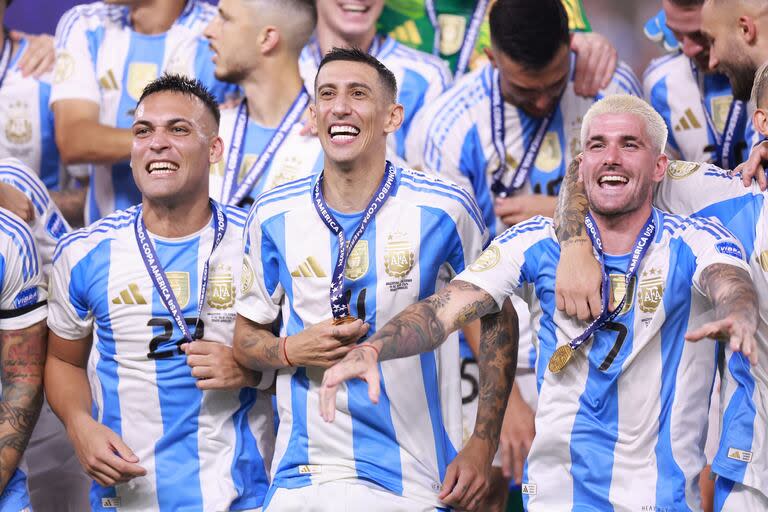 La alegría de Lautaro Martínez, Angel Di Maria y Rodrigo De Paul.