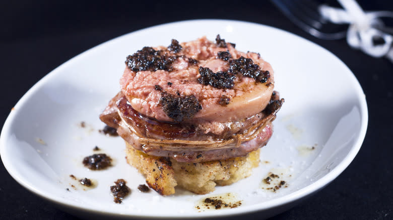 Tournedos rossini with truffles 