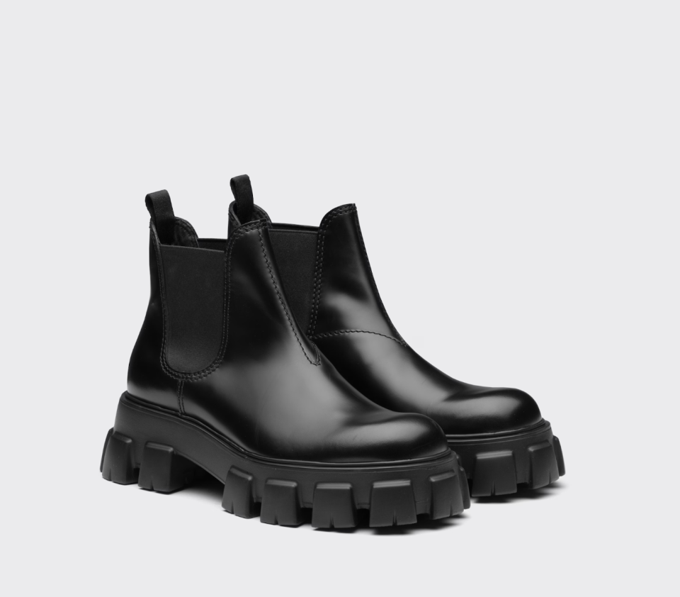 <p><a href="https://go.redirectingat.com?id=74968X1596630&url=https%3A%2F%2Fwww.prada.com%2Fus%2Fen%2Fp%2Fmonolith-brushed-leather-chelsea-boots%2F2TE174_B4L_F0002&sref=https%3A%2F%2Fwww.harpersbazaar.com%2Ffashion%2Ftrends%2Fg40746010%2Fbest-leather-boots-women%2F" rel="nofollow noopener" target="_blank" data-ylk="slk:Shop Now;elm:context_link;itc:0;sec:content-canvas" class="link ">Shop Now</a></p><p>Monolith Brushed Chelsea Boots</p><p>prada.com</p><p>$1470.00</p><span class="copyright">Prada</span>