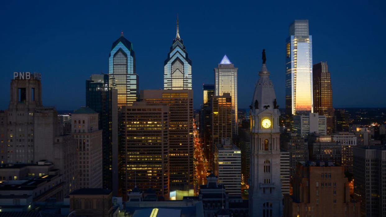 <div>Skyline with skyscrapers at night, on the left the Liberty Place complex, Philadelphia, Pennsylvania, United States of America.</div>