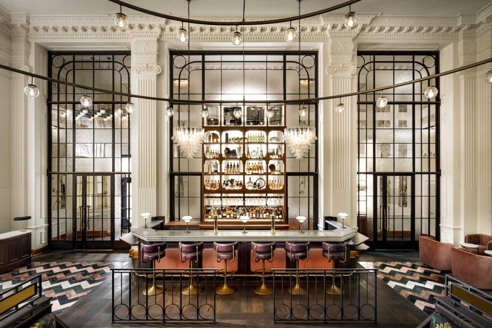 George Bar at Fairmont Olympic in Seattle