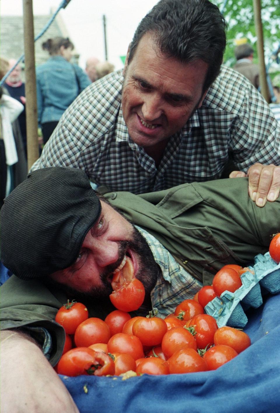 Ned catches Zak Dingle (Steve Halliwell) trying to steal his prize tomatoes - ITV/Shutterstock