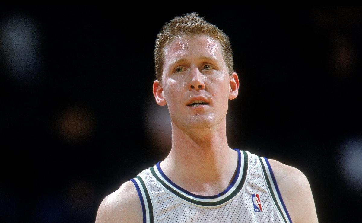 New Shawn Bradley interview takes him to the scene of his paralyzing  accident - LDS Living