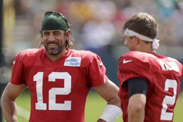 Aaron Rodgers and other iconic athletes to wear No. 8