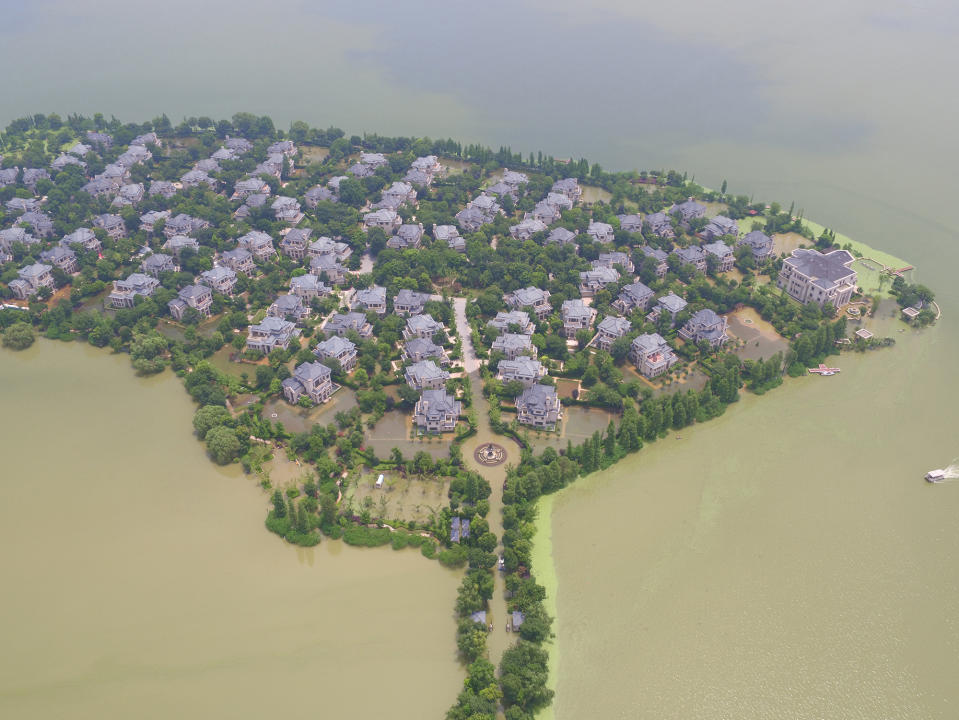 Flooded island in Wuhan