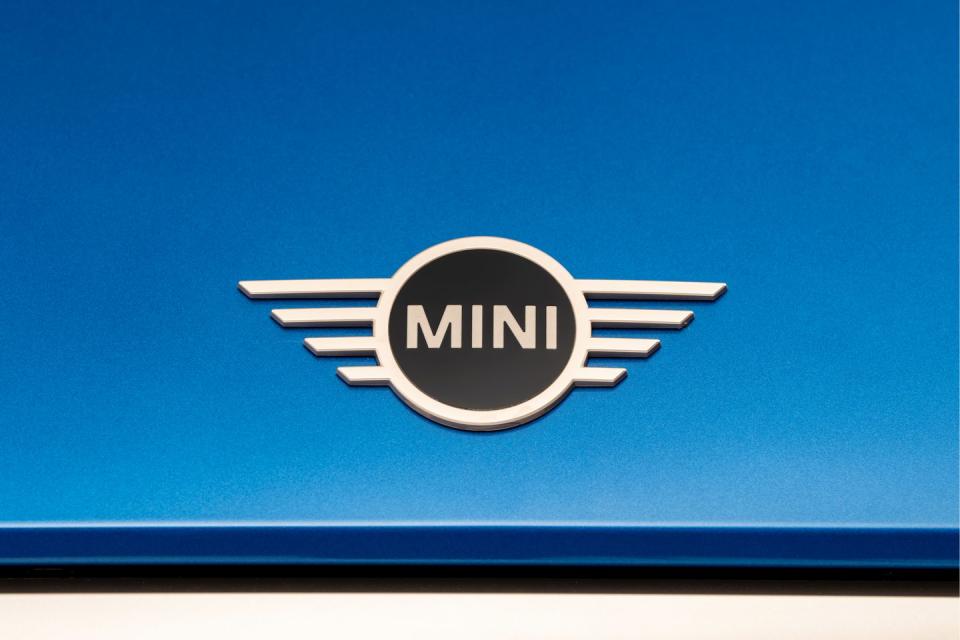 2025 mini cooper 4 door