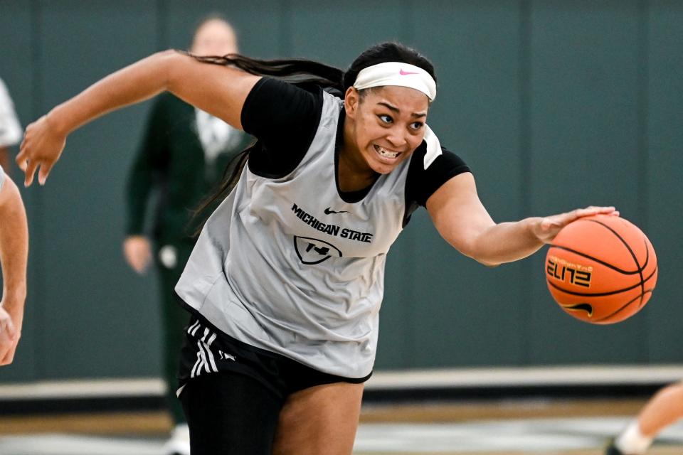 Michigan State's Taiyier Parks moves the ball during practice on Wednesday, Sept. 28, 2022, at the Breslin Center in East Lansing.