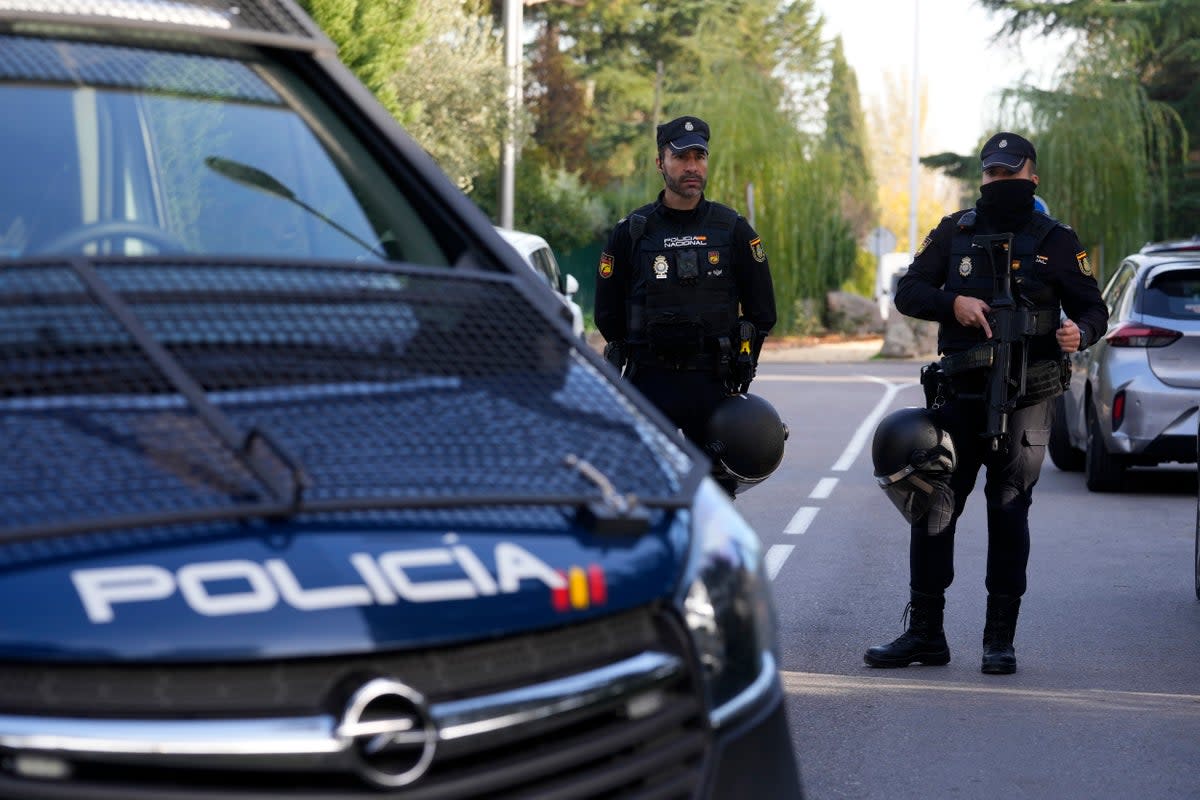 ESPAÑA EMBAJADA UCRANIANA EXPLOSION (AP)