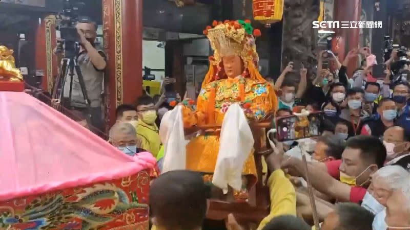 白沙屯媽祖晚間11時許起駕出發。（圖／資料照）