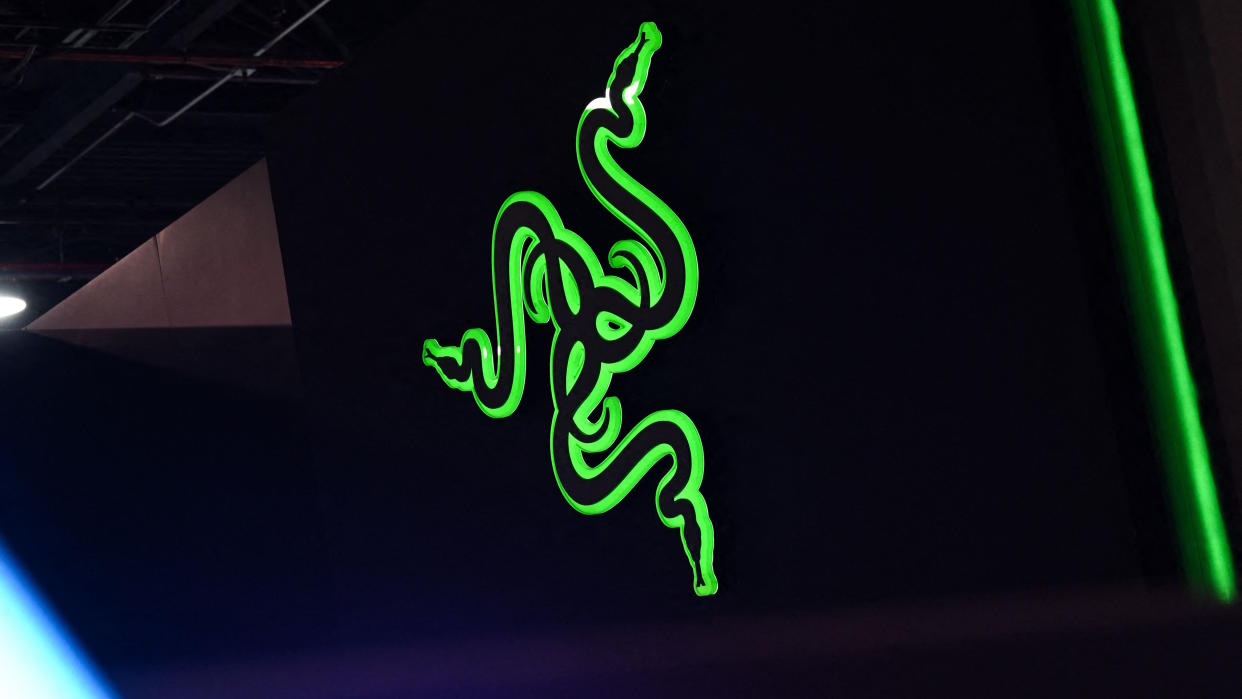  Razer logo 