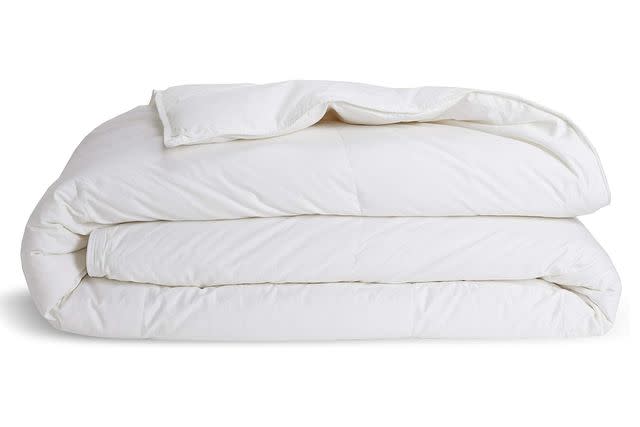 Prime Members Can Save Even More on This 'Fluffy' Comforter