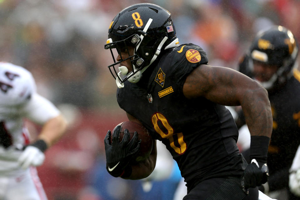 Brian Robinson Jr. #8 of the Washington Commanders. (Photo by Rob Carr/Getty Images)