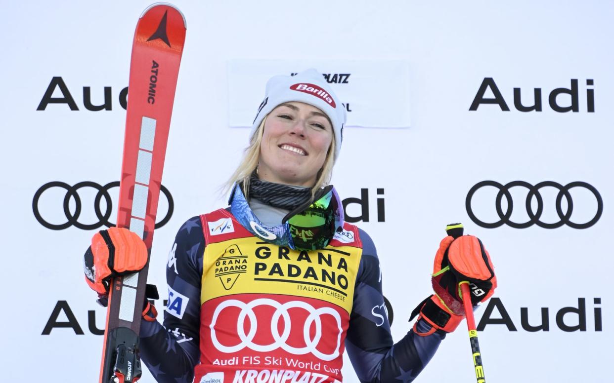 Skistar Mikaela Shiffrin sprach nach ihrem Weltcup-Sieg offen über ihre Müdigkeit aufgrund ihres Monatszyklus - ein ORF-Übersetzer verstand sie aber komplett falsch. (Bild: Alain Grosclaude/Agence Zoom/Getty Images)